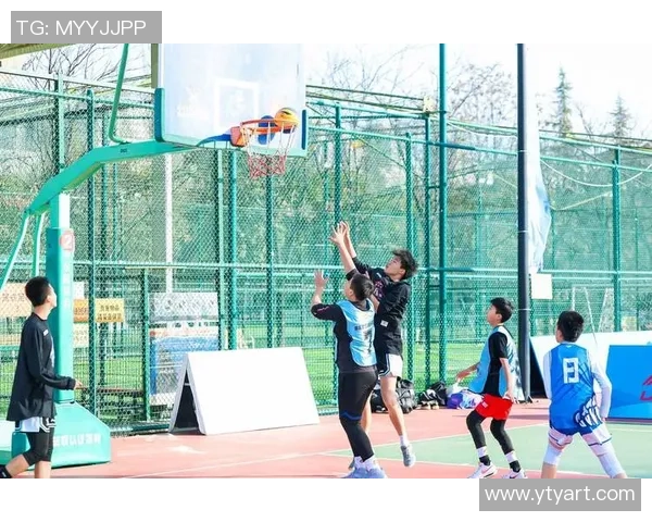 西安篮球队实力大提升引发热议球迷期待新赛季精彩表现 西安篮球队实力大提升引发热议球迷期待新赛季精彩表现