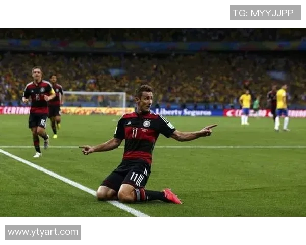 足球明星传球王精彩瞬间集锦让你领略传球艺术的魅力与技巧 足球明星传球王精彩瞬间集锦让你领略传球艺术的魅力与技巧