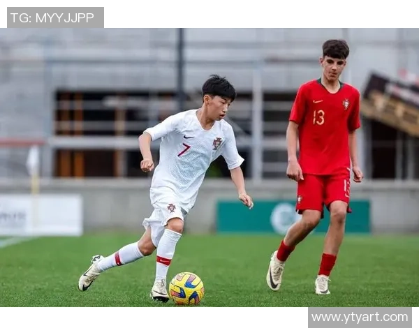 足球明星陈磊的成长历程与辉煌成就全面解析 足球明星陈磊的成长历程与辉煌成就全面解析